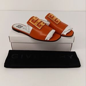 GIVENCHY Women's Beige Leather 4G Flat Mule Slides - EU39/US9